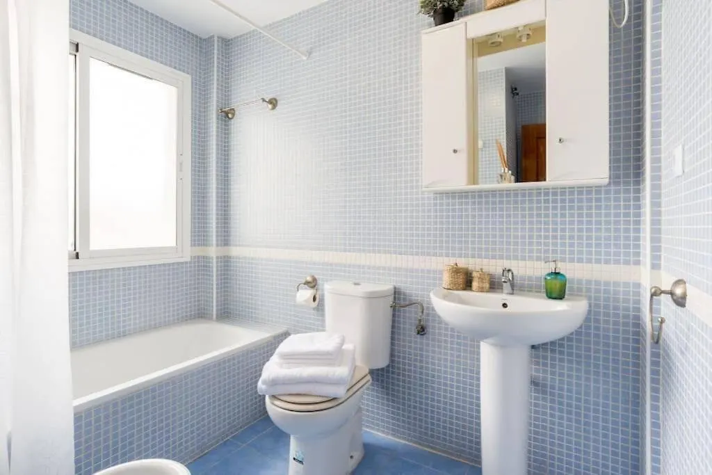 City Breaks In Malaga Downtown Apartment 0*,